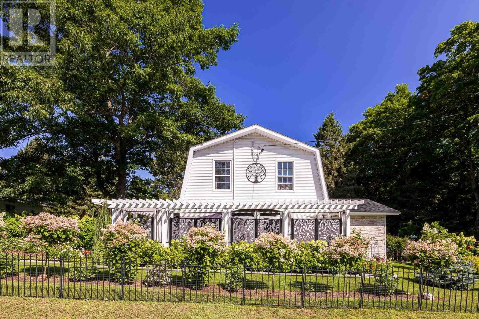 Property Photo: 3044 East St ON P0R 1G0