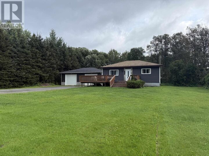 Property Photo:  4168 Vanguard Ave  ON P7K 1C9 