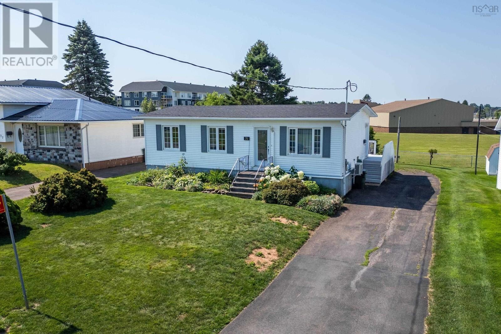 Property Photo:  75 Willow Street  NS B4H 3W6 