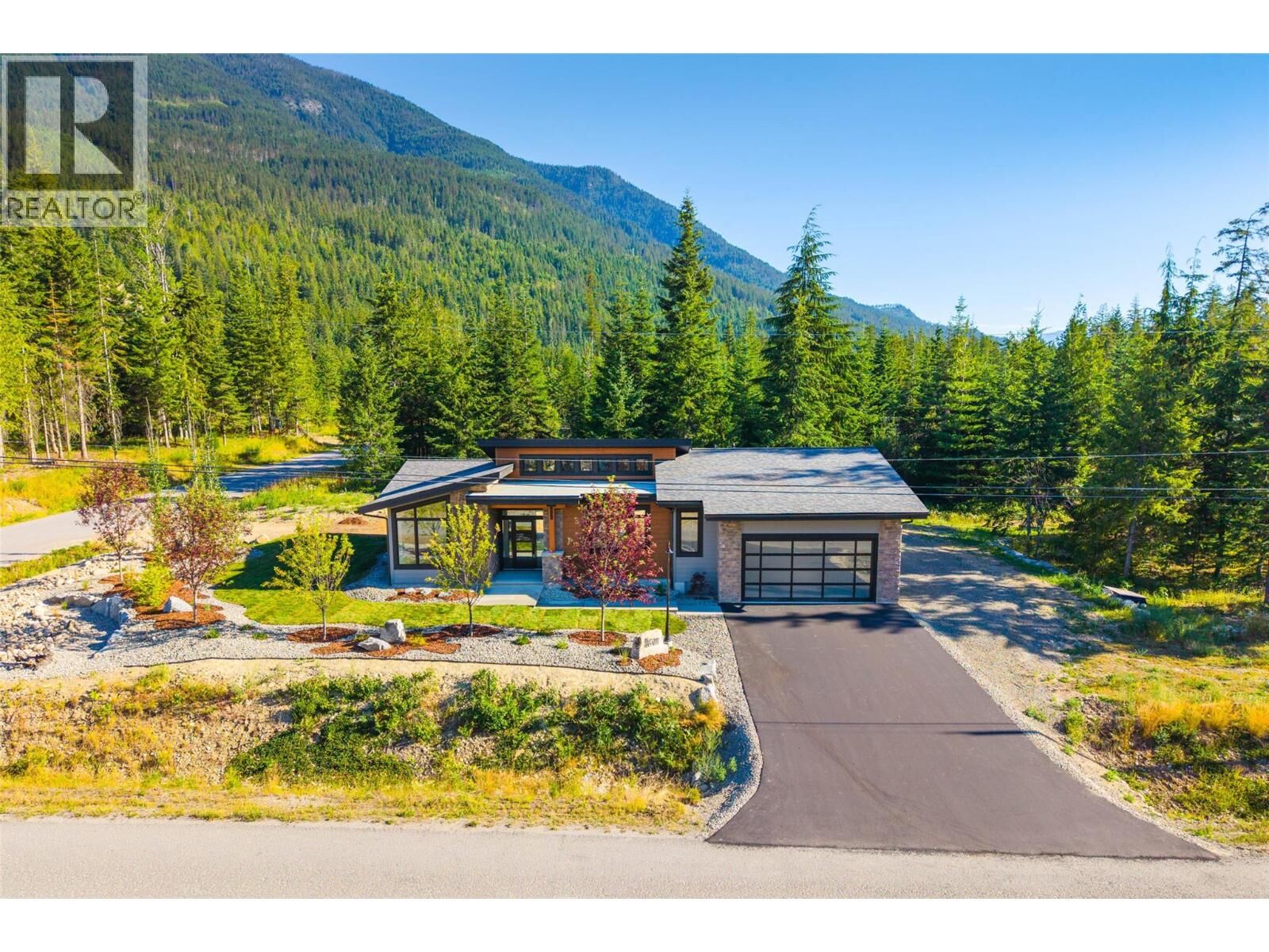 Property Photo: 7769 Holt Road BC V0G 1C0
