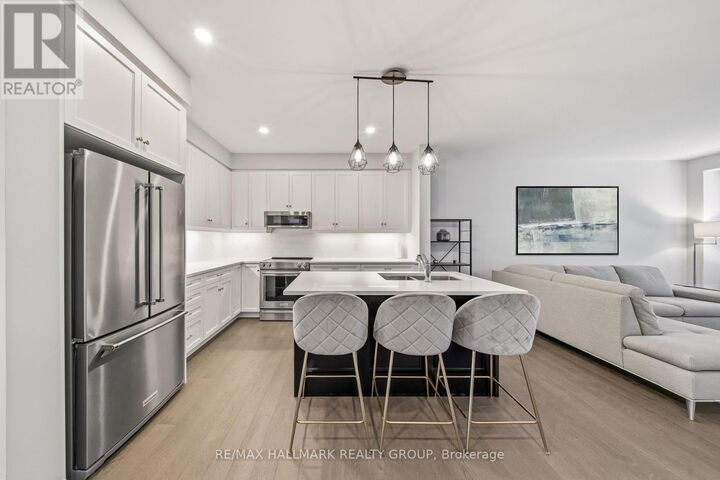 Property Photo:  870 Moses Tennisco Street  ON K1K 5A2 
