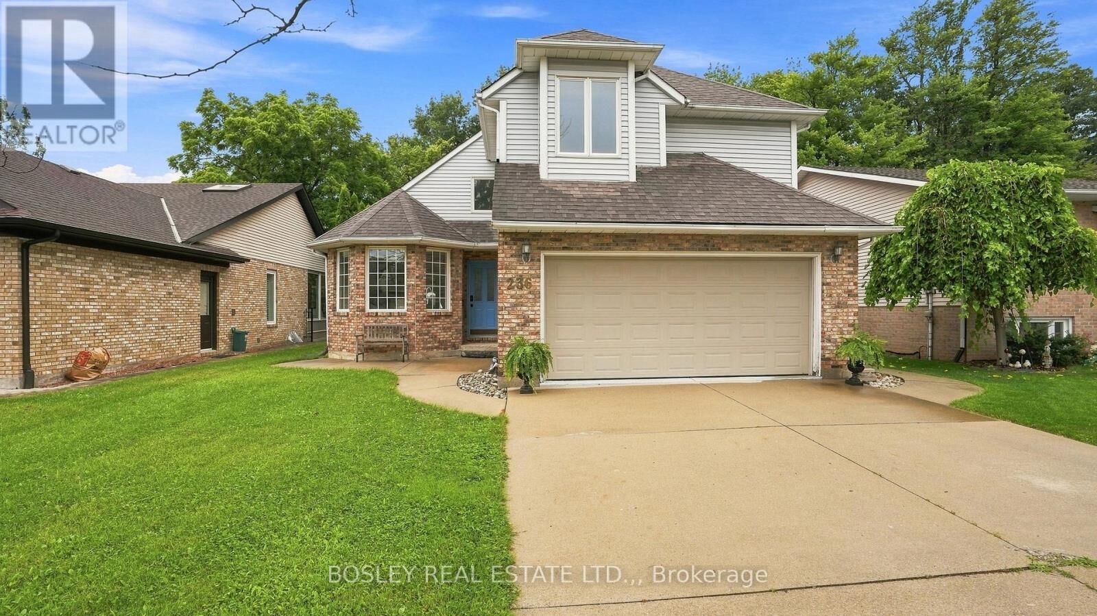 Property Photo: 236 Northwood Drive ON L3C 6V3