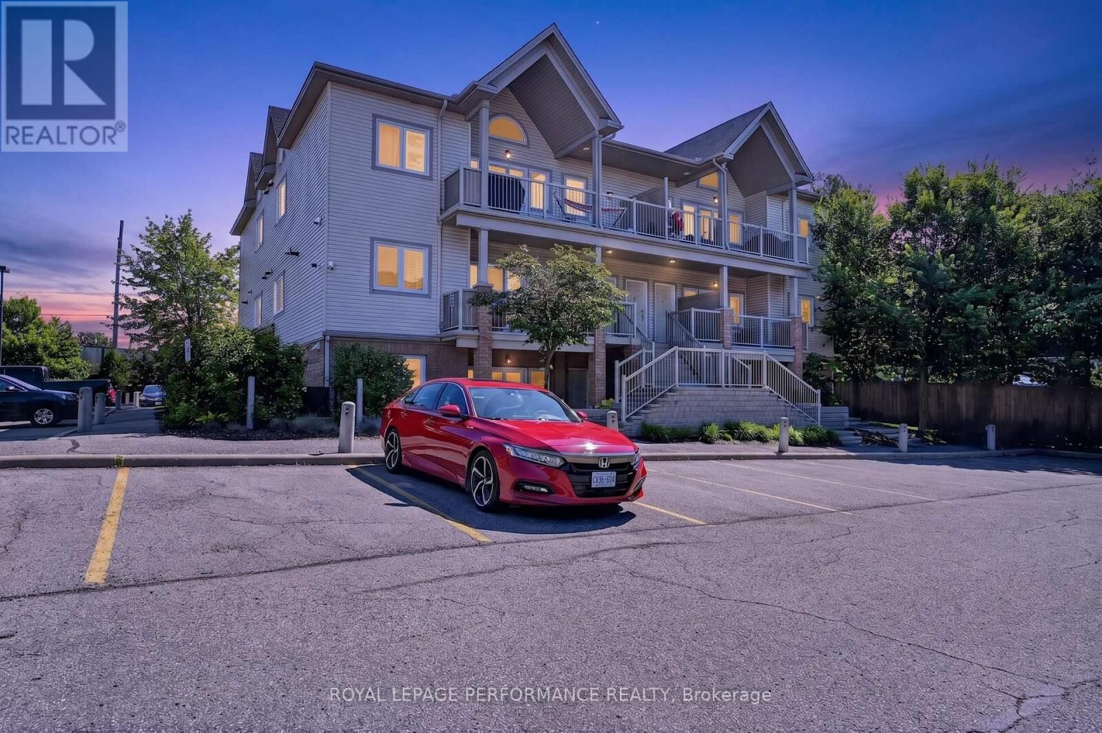 Property Photo:  151 Mocha Private F  ON K1T 0K5 