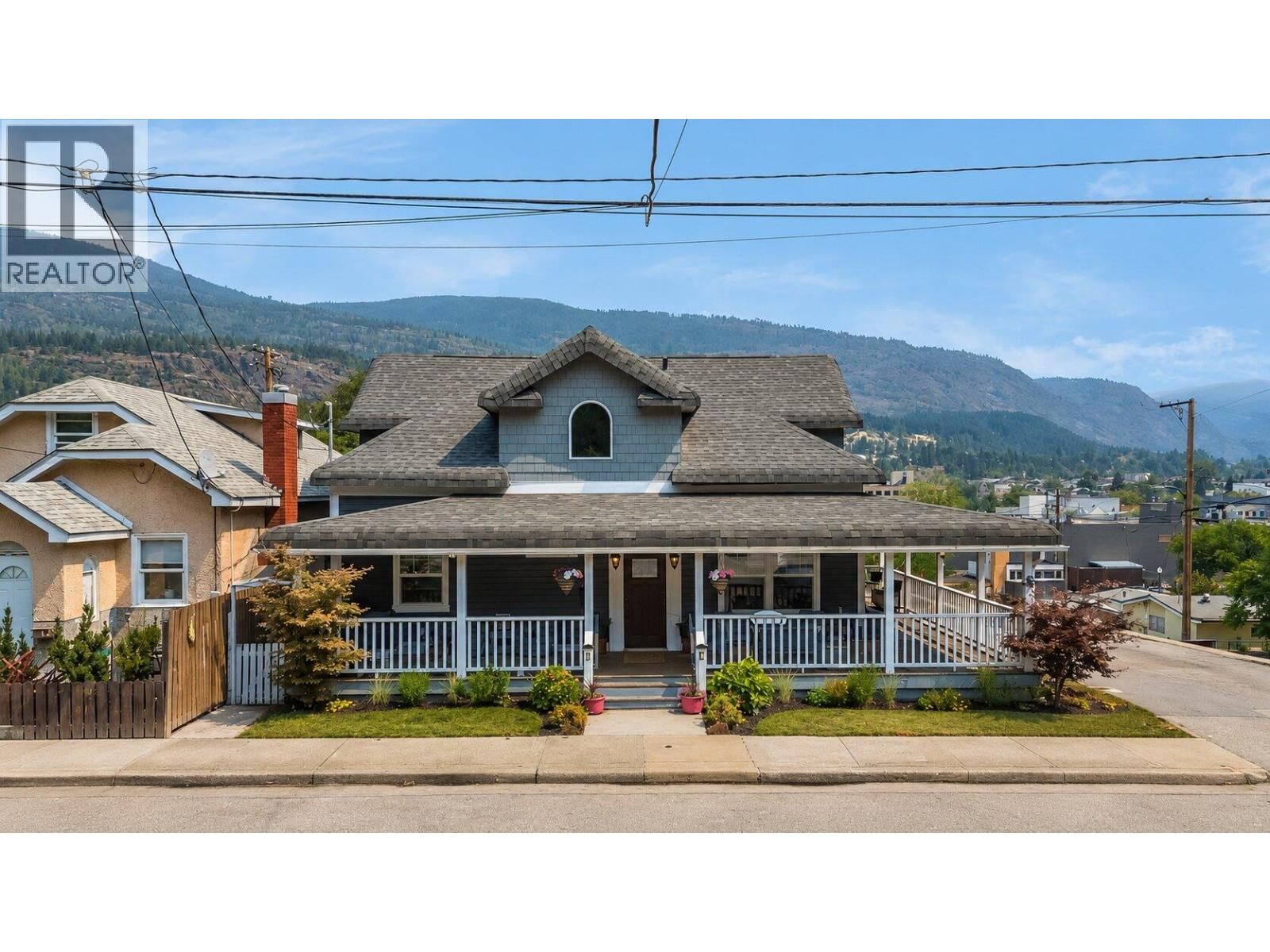 Property Photo: 1195 Tamarac Avenue BC V1R 4H8