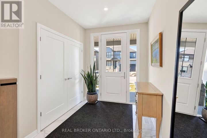 Property Photo: 548 Anchor Circle ON K4M 0N4