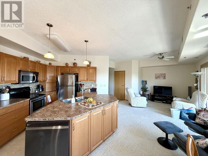 Property Photo: 401 5 Bay Rd ON P9N 3P3