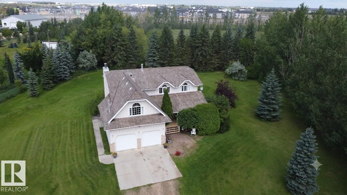 Property Photo: 50512 Rge Rd 390 AB T4X 0P5