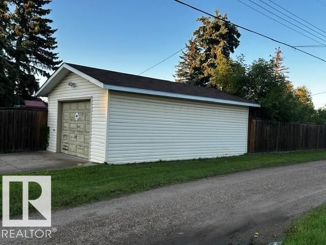 Property Photo:  4823 51 Avenue  AB T0B 2R0 