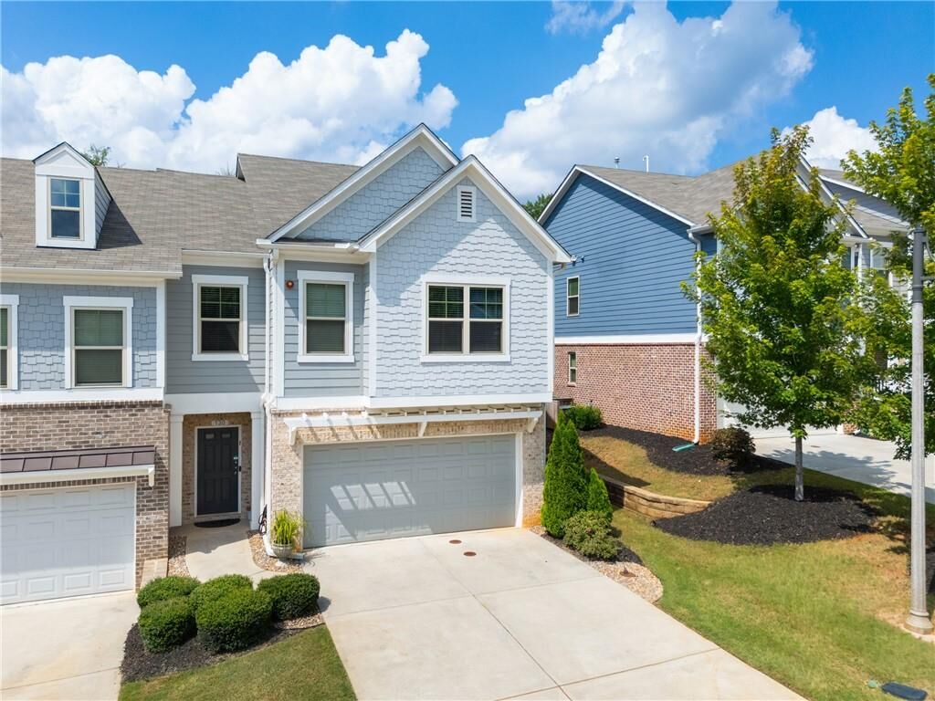 Property Photo: 130 Maple Creek Way GA 30188