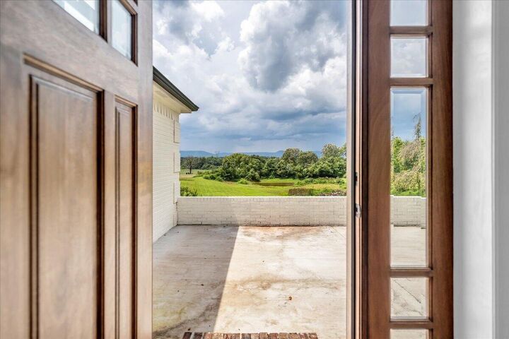 Property Photo: 158 County Road 677 AL 35958