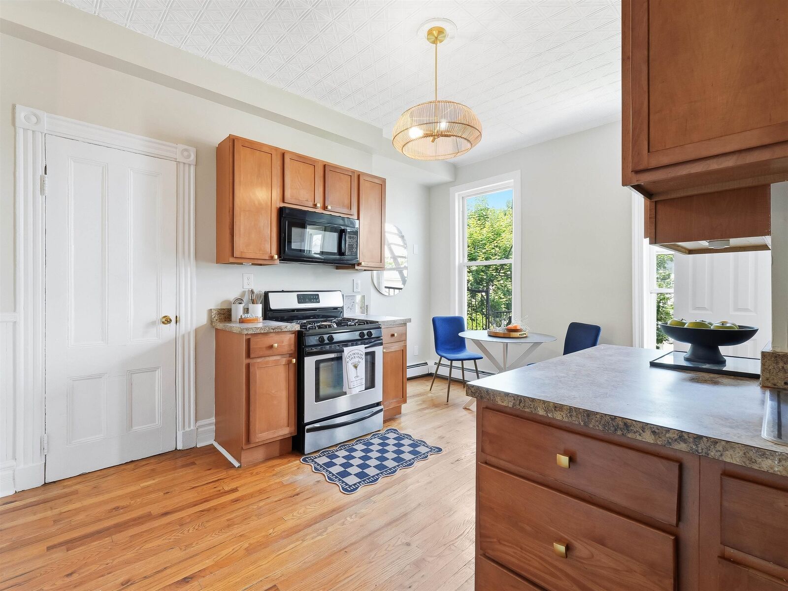 Property Photo:  198 Bowers St 2  NJ 07307 