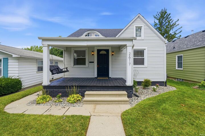 Property Photo:  2617 Lynn Avenue  IN 46805-3839 