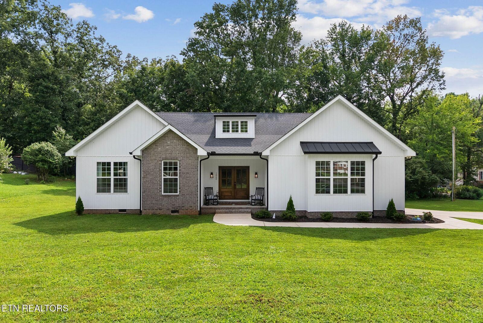 Property Photo: 1840 Timbercrest Drive TN 37303