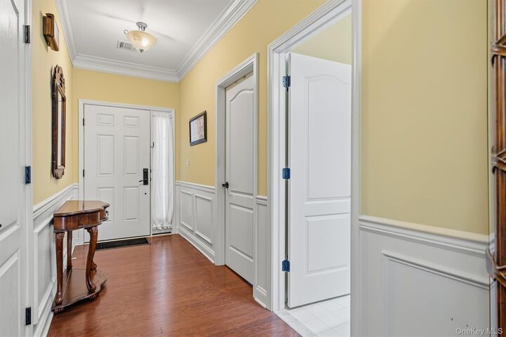Property Photo:  111 Jasmine Drive  NY 10940 