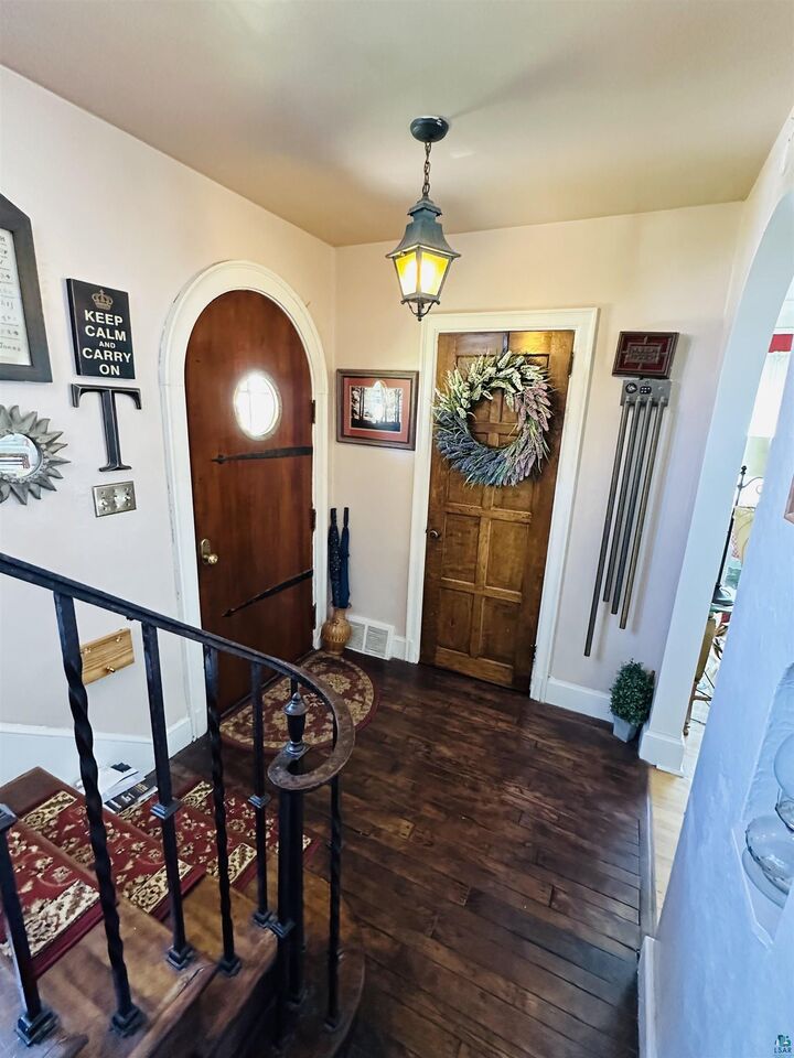 Property Photo: 2417 Hammond Ave WI 54880