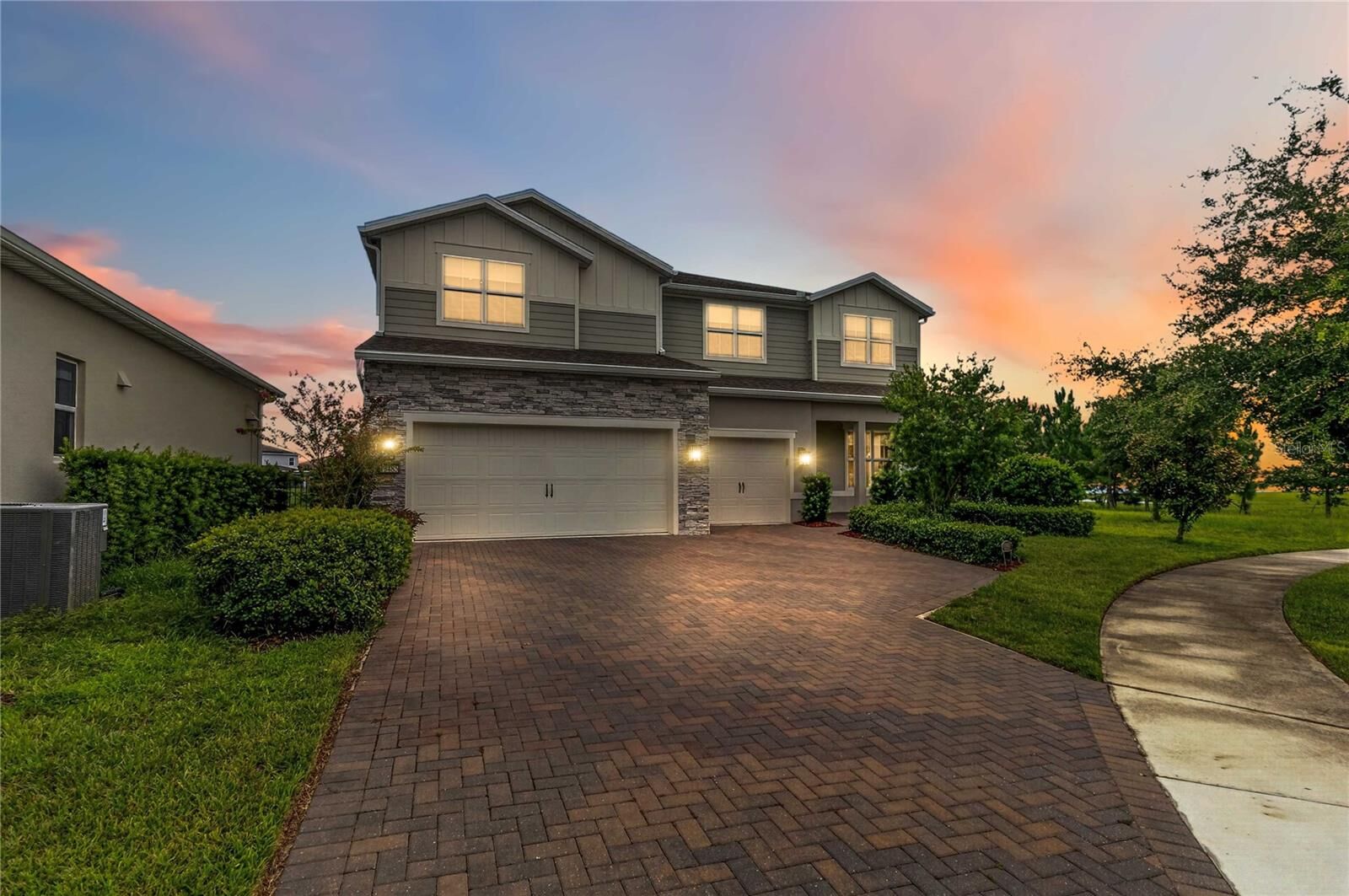 Property Photo:  13485 Panama Beach Court  FL 32827 