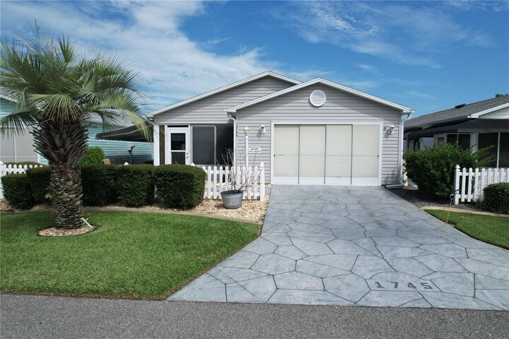 Property Photo: 1745 Morelos Road FL 32159