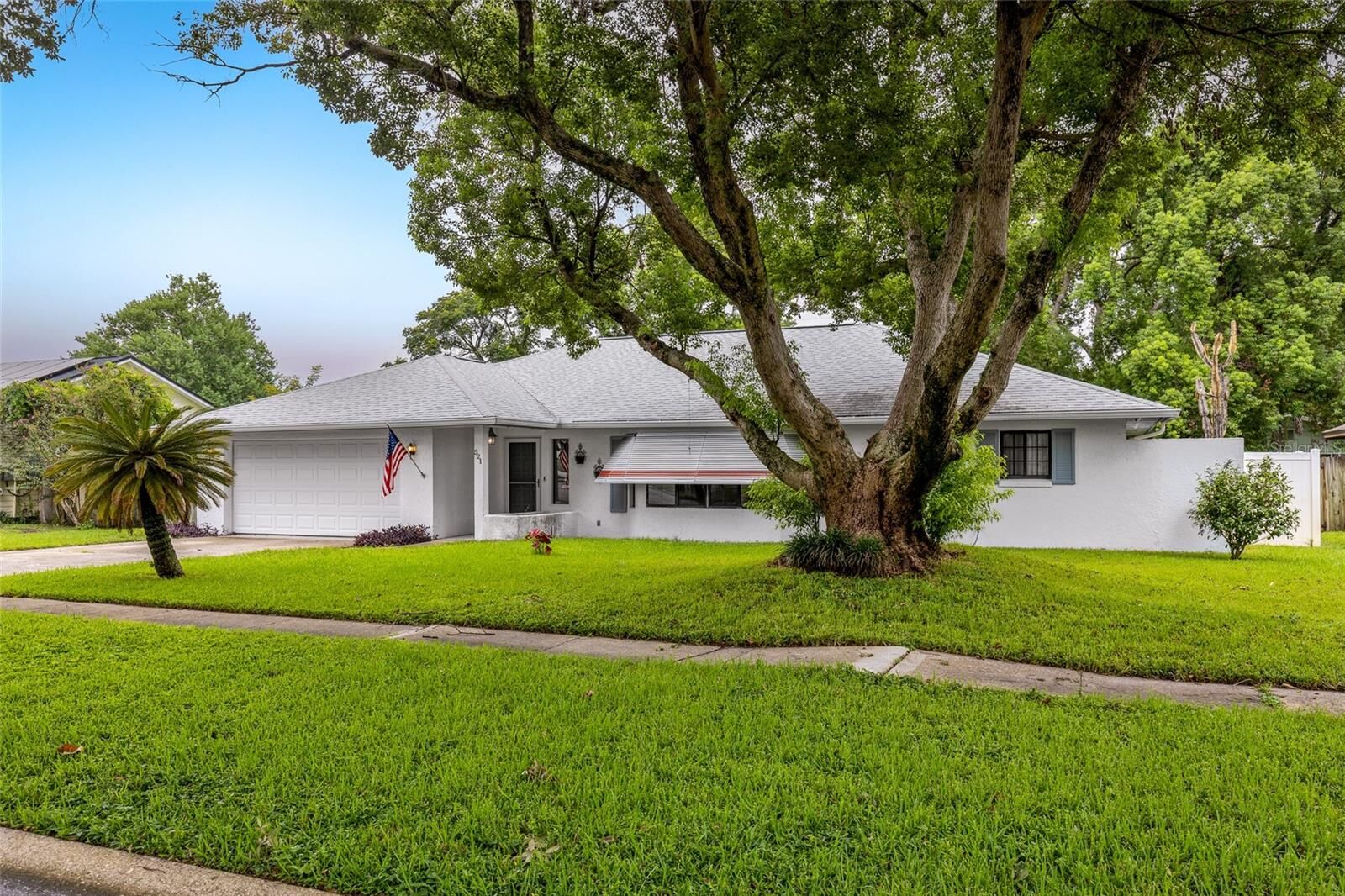 Property Photo:  521 Fernwood Drive  FL 32701 