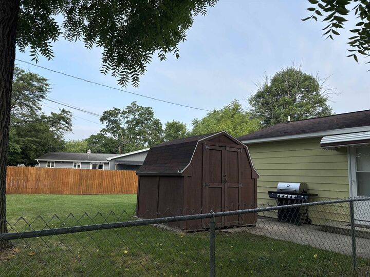 Property Photo:  602 Third Street  MI 48732-0000 