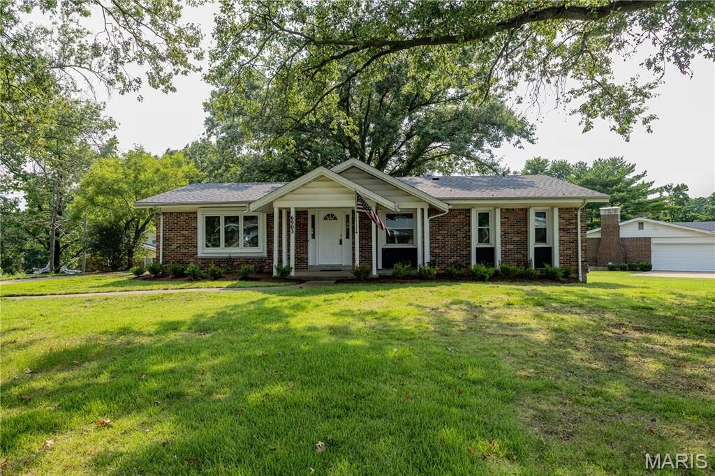 Property Photo: 6903 Singingwood Lane MO 63129