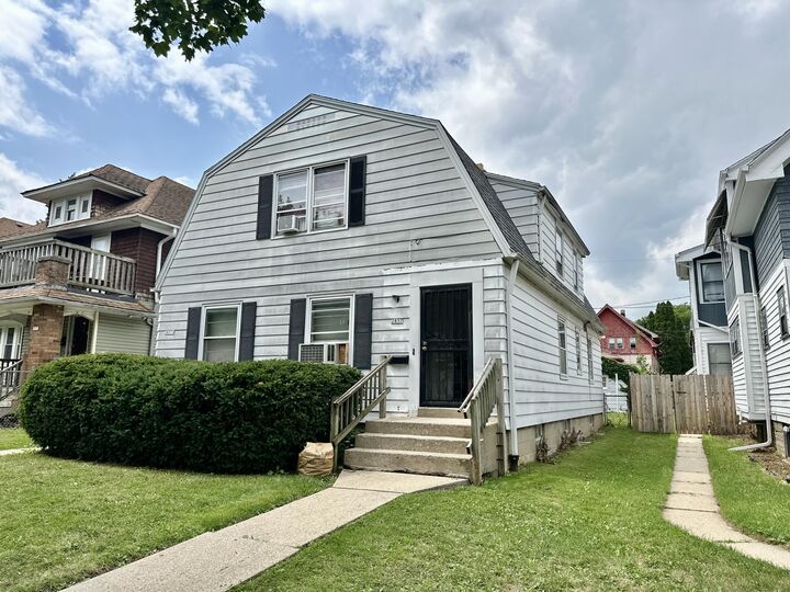 Property Photo:  2857 N 49th Street St  WI 53210 