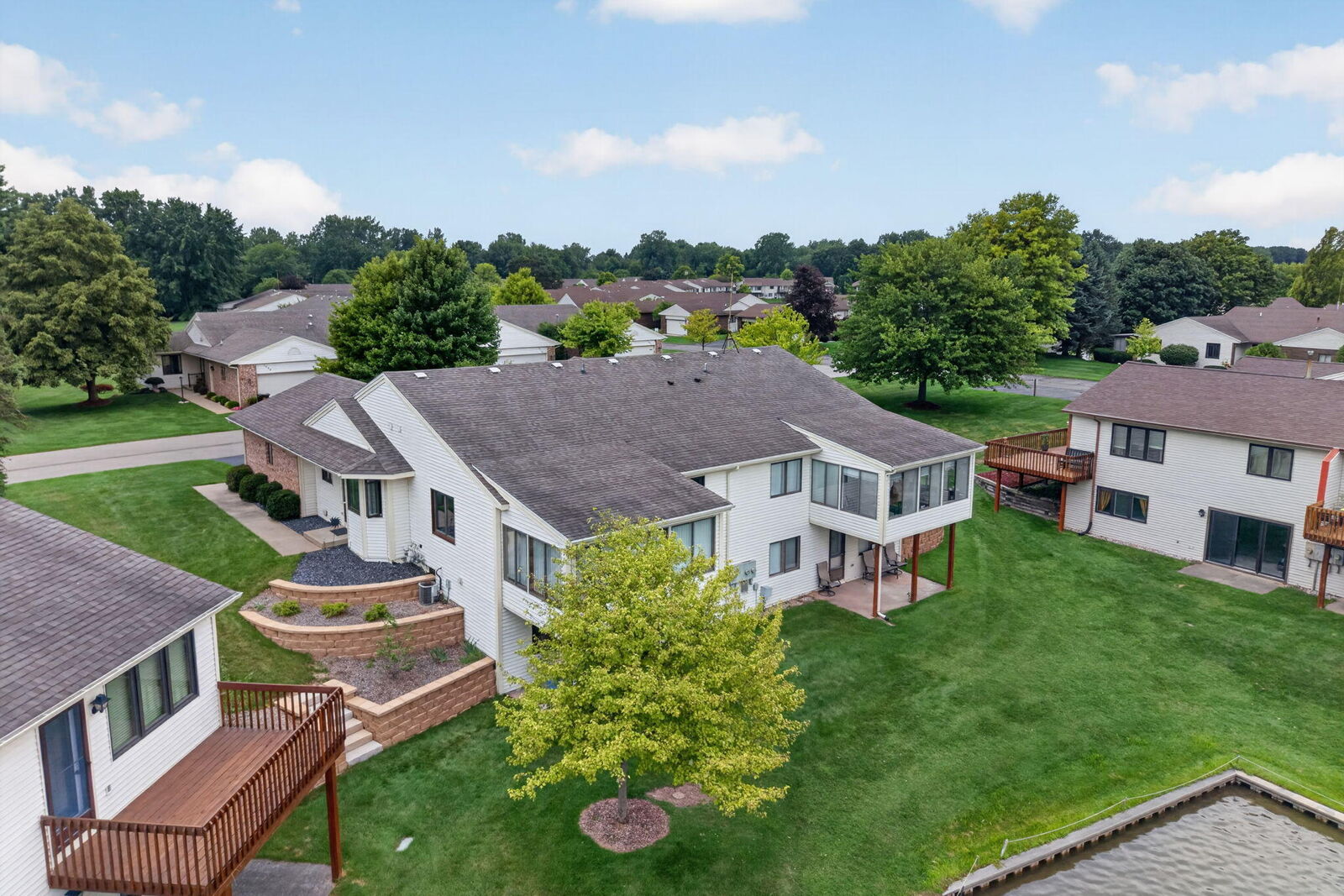 Property Photo:  1003 Bayou Drive SW  MI 49315 