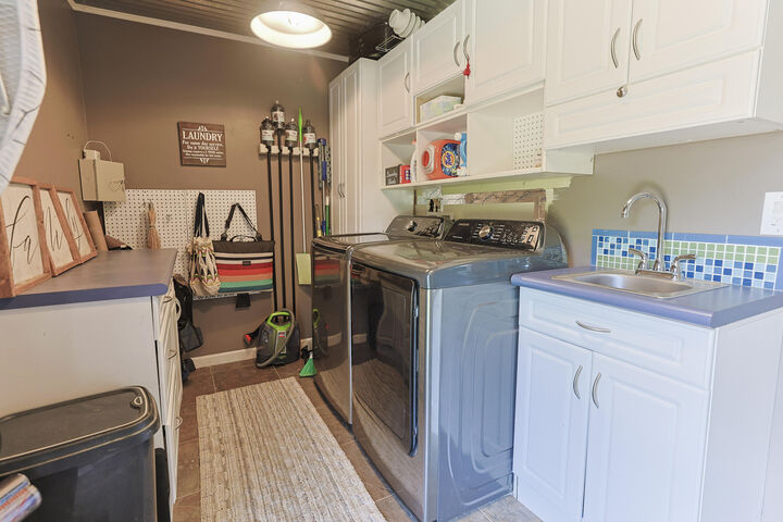Property Photo: 17236 Mason Street MI 49130