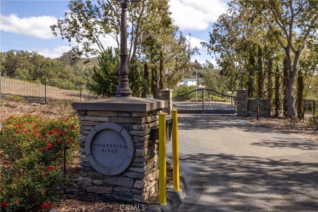 Property Photo:  1190 Montecito Ridge Drive  CA 93420 