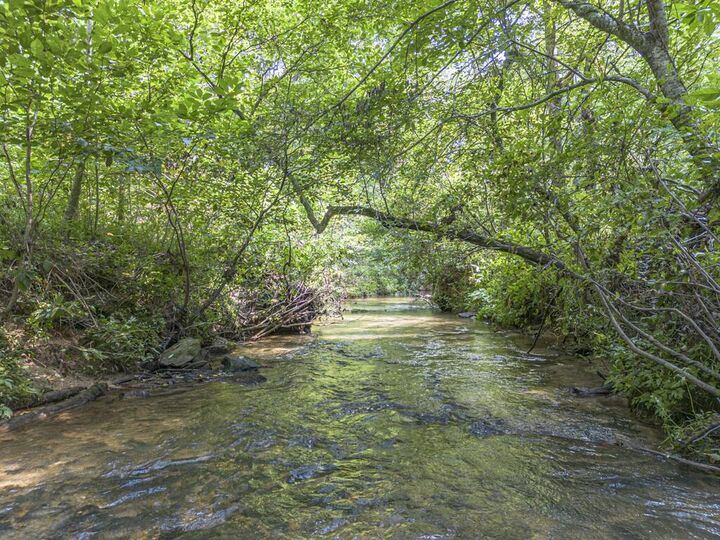 Property Photo: 245 Sunrise Valley Road GA 30513
