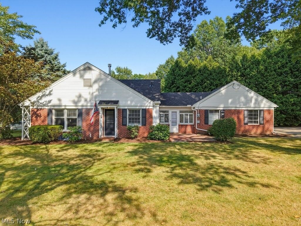 Property Photo: 2468 Ridgewood Road OH 44313