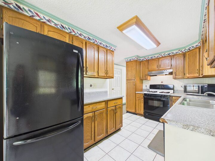 Property Photo: 10 Beruk Hill Road NH 03451