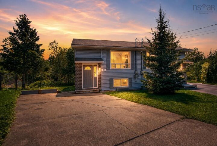 Property Photo:  48 Contessa Court  NS B4C 3W4 