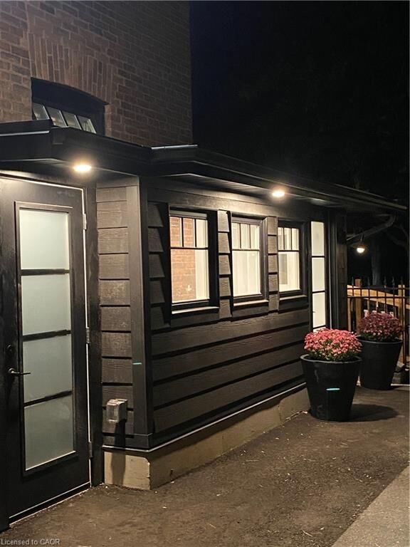 Property Photo: 157 St. Paul Avenue B ON N3T 4G3