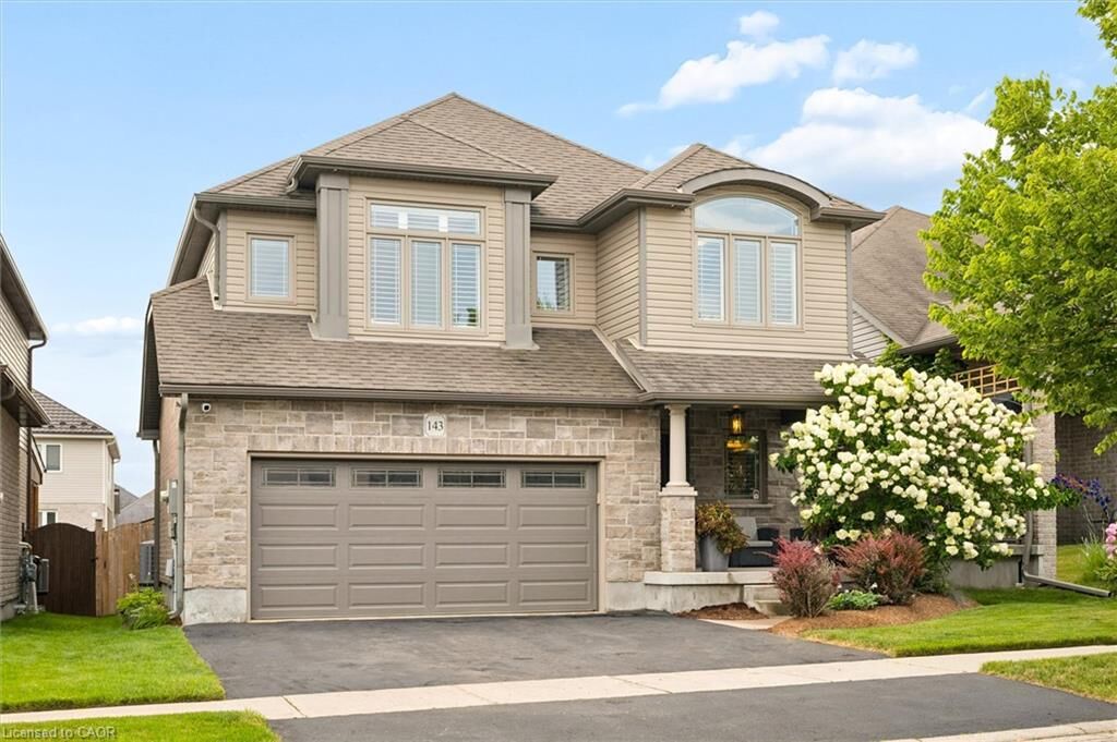 Property Photo:  143 Maplecrest Drive  ON N0B 1M0 
