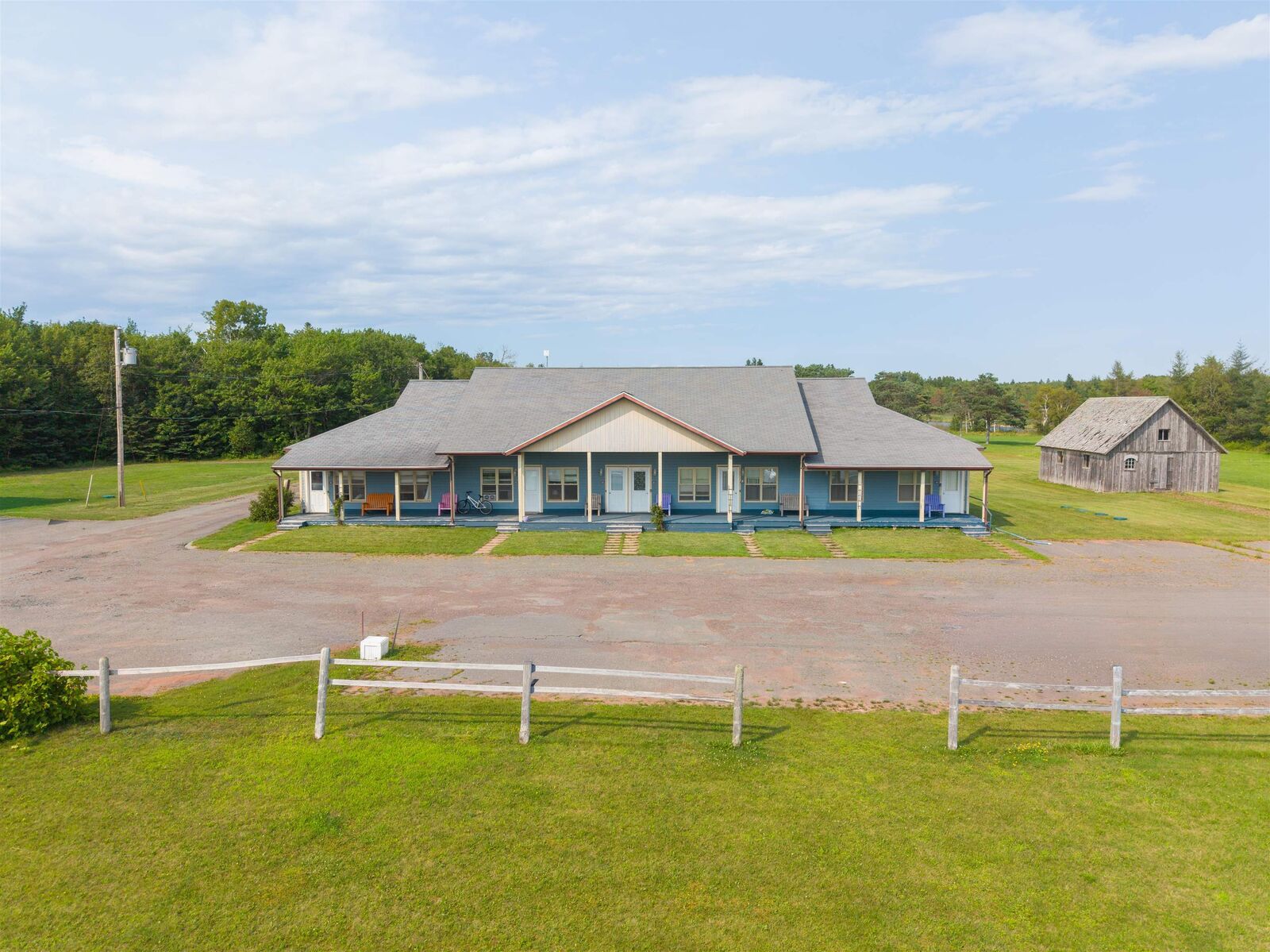 Property Photo: 6216 Route 11 305 PE C0B 2E0
