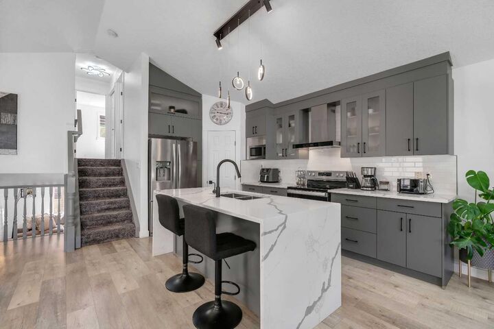 Property Photo: 279 Covehaven View NE AB T3K 5S4