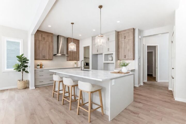 2084 Lancaster Heights SE — photo 1