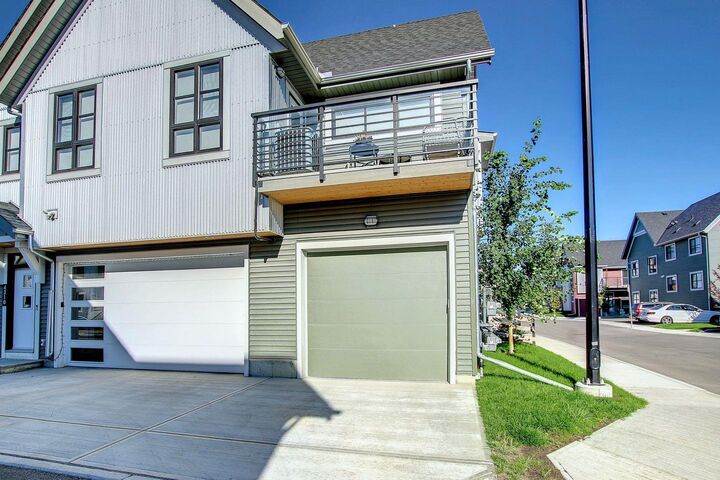 Property Photo: 100 Walgrove Court SE 4301 AB T2X 0M7