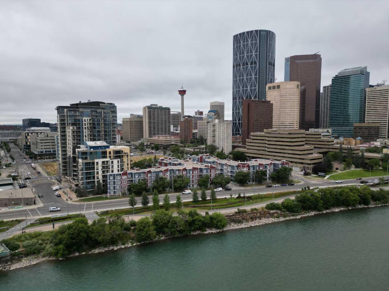 Property Photo: 333 Riverfront Avenue SE 317 AB T2G 5R1