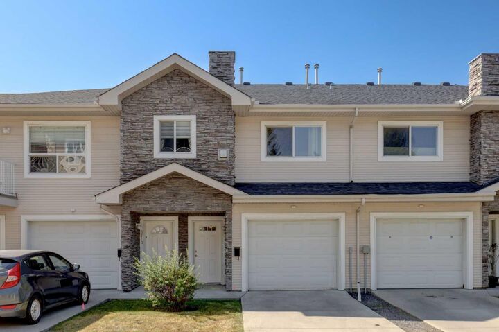 6711 Pinecliff Grove NE — photo 1