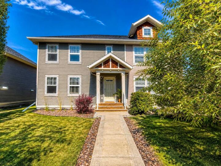Property Photo: 34 Rafferty Court AB T4S 0K3