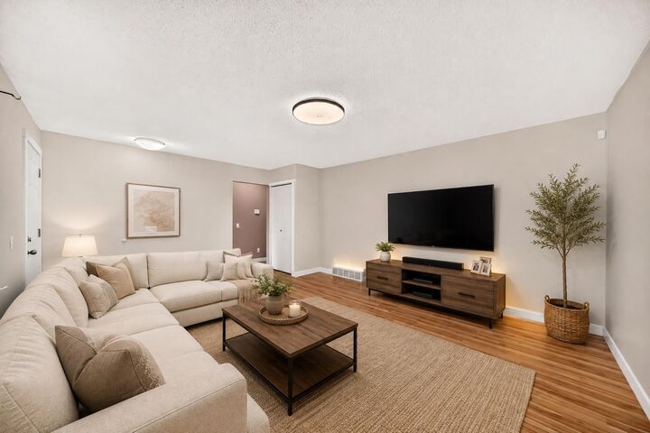 Property Photo: 6607 Malvern Road NE AB T2A 5C3