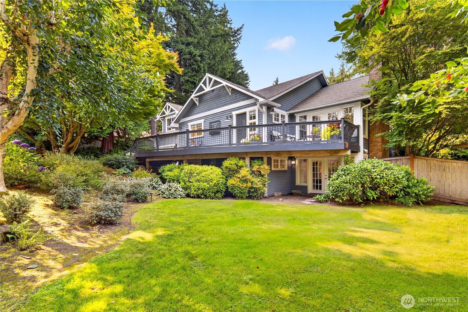 Property Photo:  16130 SE 47th Place  WA 98006 