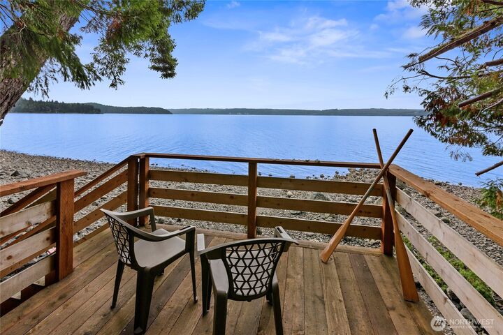 Property Photo: 304314 Highway 101 WA 98320