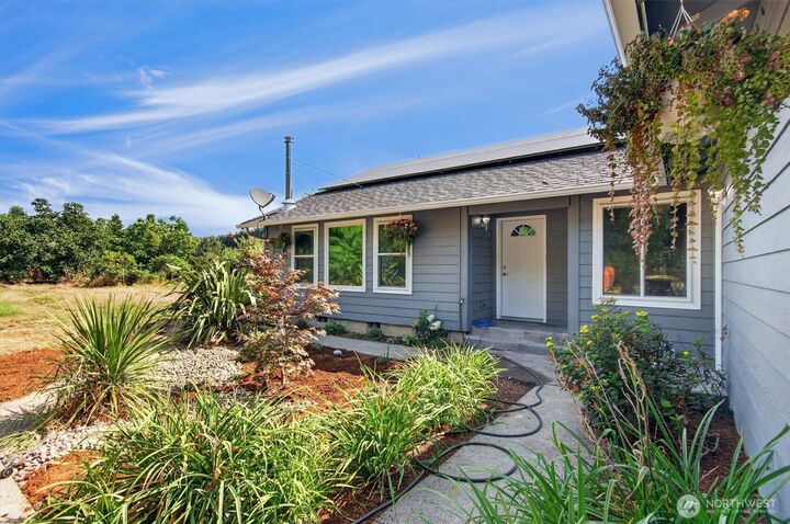 Property Photo:  185  Westside Highway  WA 98593 