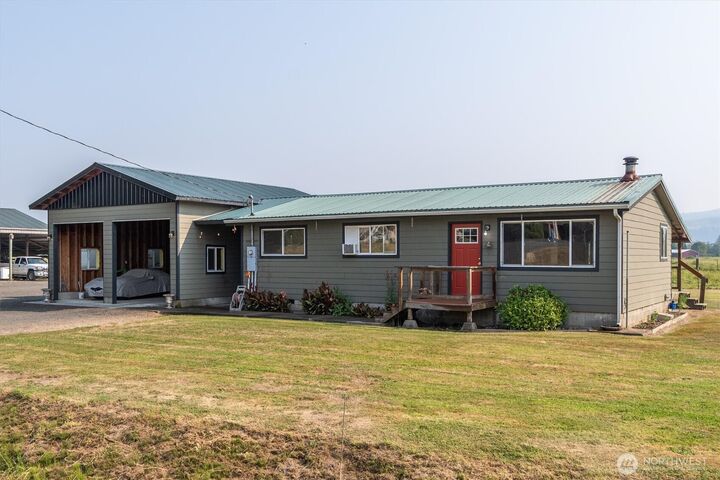 Property Photo: 126 W Sunny Sands WA 98612