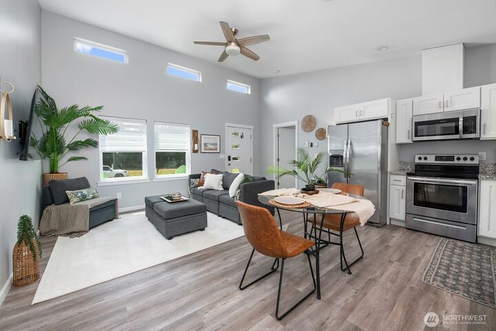 Property Photo:  320  Marine View Drive SW  WA 98569 