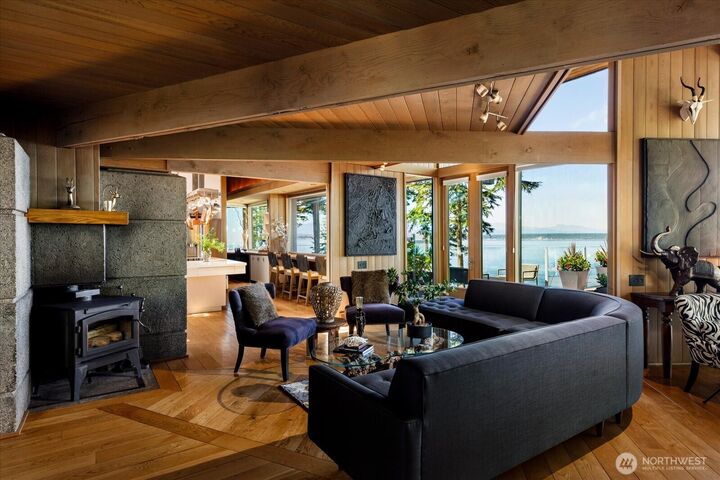 Property Photo: 3156 Smugglers Cove Road WA 98253