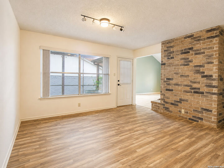 Property Photo: 7723 Apple Grn TX 78240