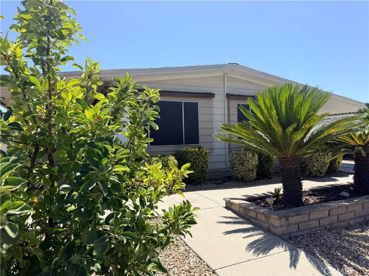 Property Photo:  29121 Calle Cisne  CA 92563 